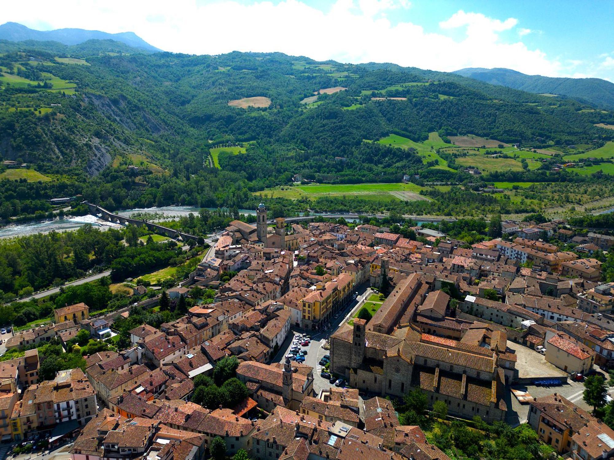 Casa Del Bosco - Vista Mozzafiato & Parco 4 Ettari Villa Bobbio Eksteriør billede