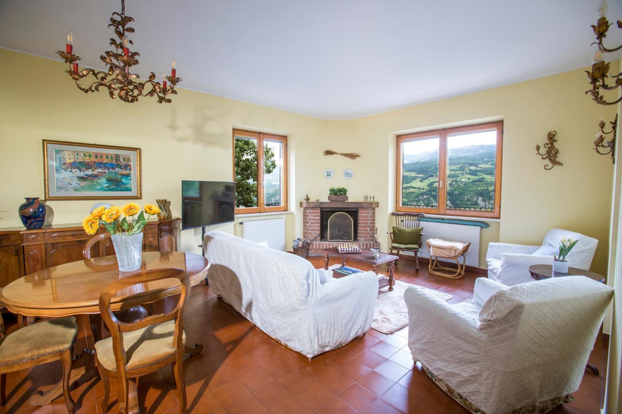 Casa Del Bosco - Vista Mozzafiato & Parco 4 Ettari Villa Bobbio Eksteriør billede